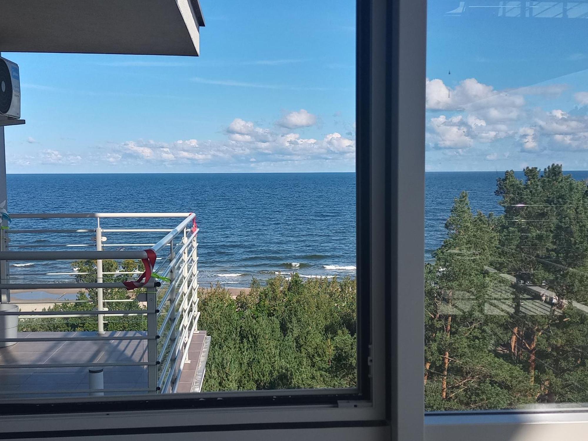 Apartament Z Widokiem Na Morze Dziwnowek Room photo